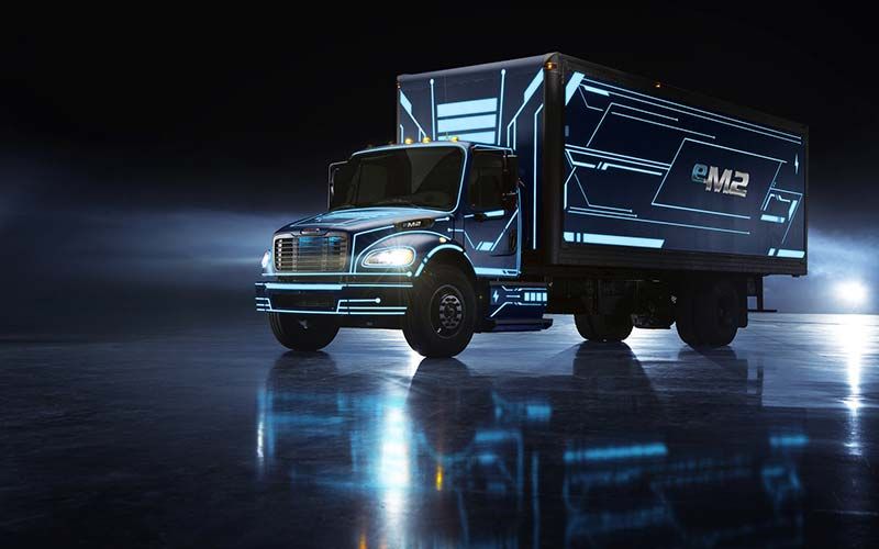 Freightliner eM2 - image 3 of 3