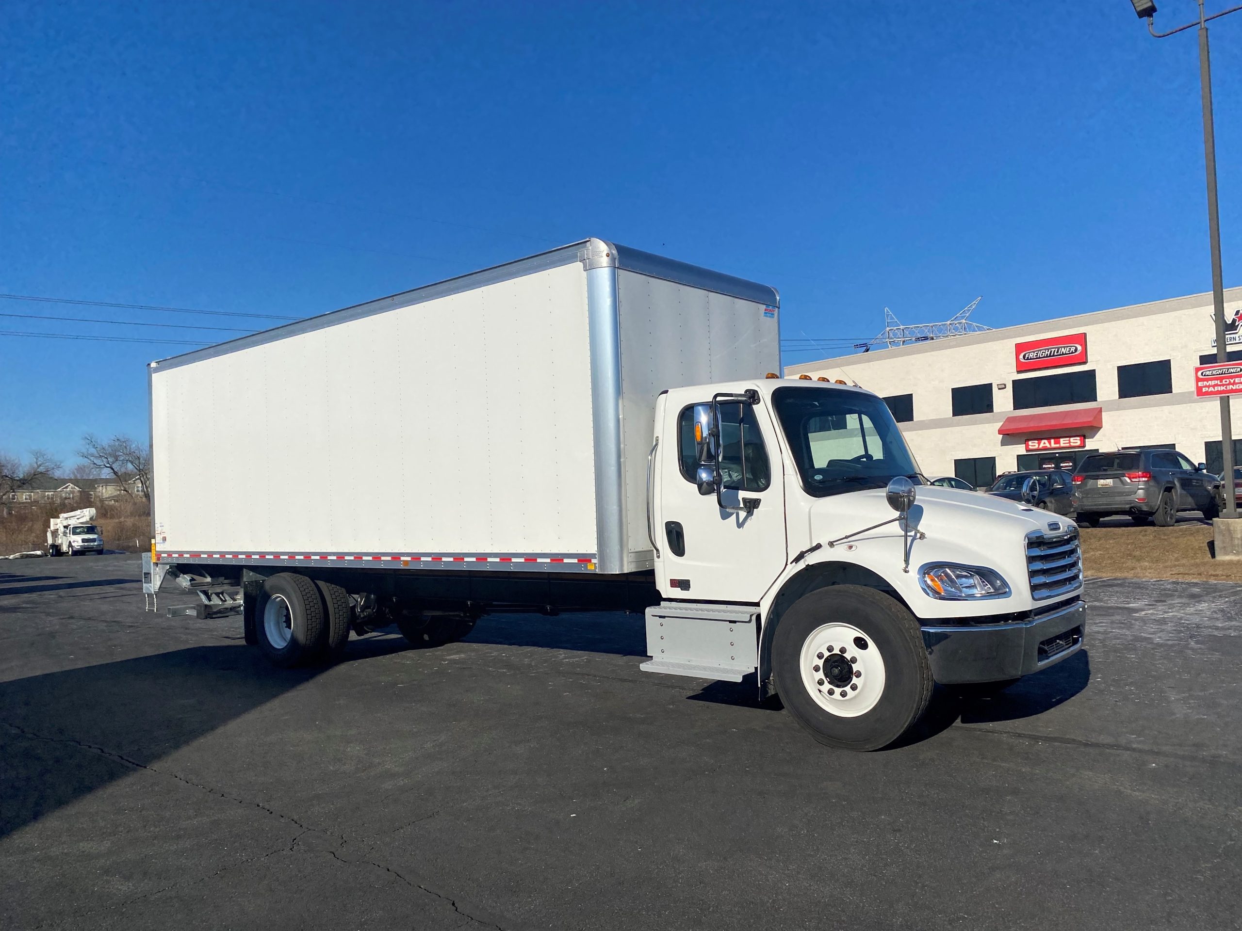 2025 FREIGHTLINER BUSINESS CLASS M2 106 PLUS WD4135 *Available in the NY/NJ Metro area* - image 1 of 6
