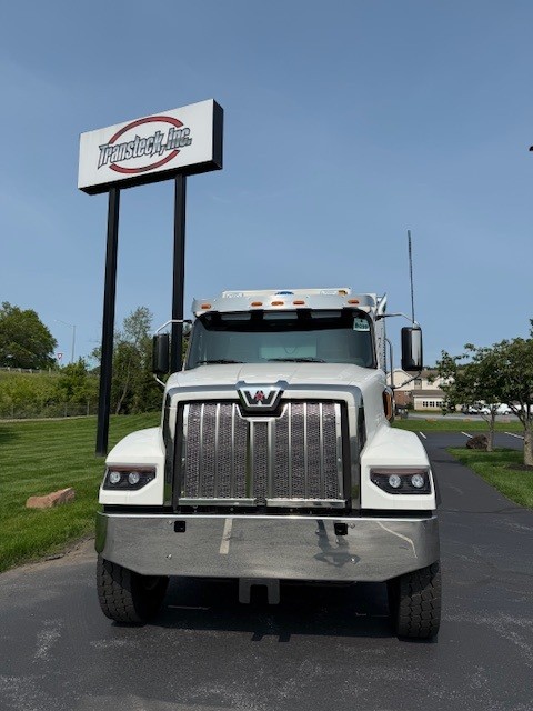 2026 WESTERN STAR 49X WF6888 - image 3 of 6
