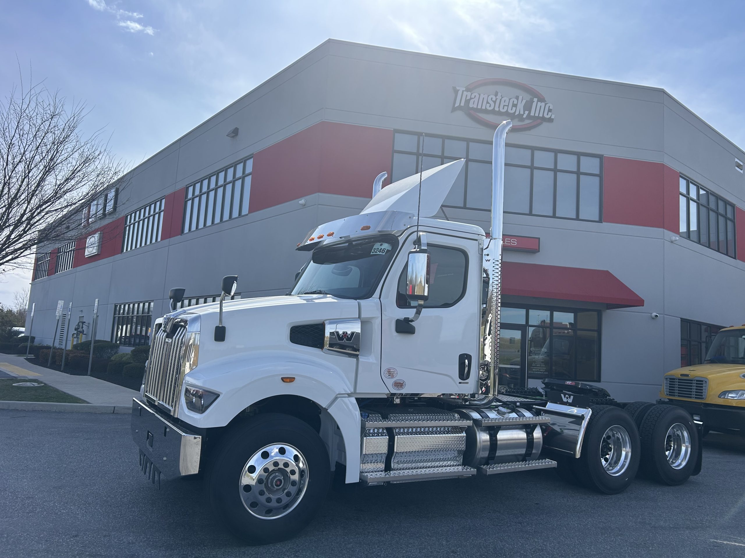 2026 WESTERN STAR 49X WL5241 - image 2 of 6