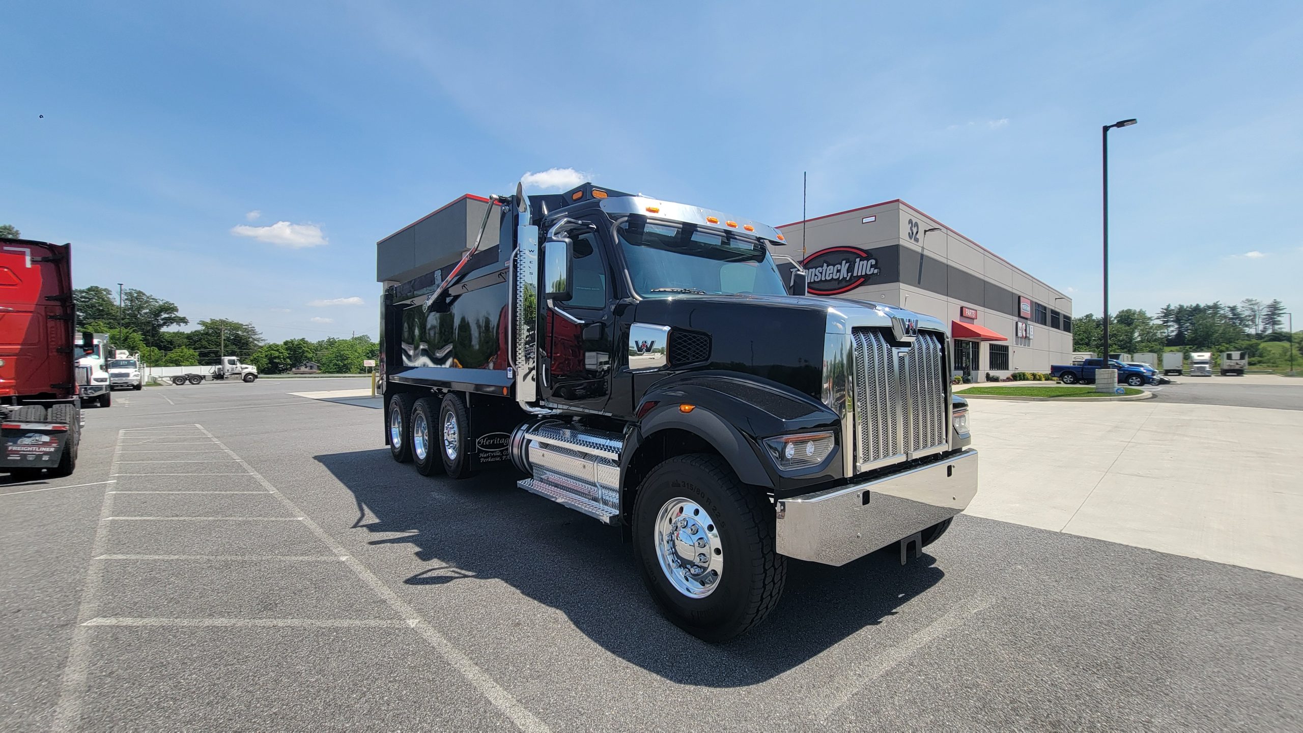 2026 WESTERN STAR 49X WF4059 - image 1 of 6