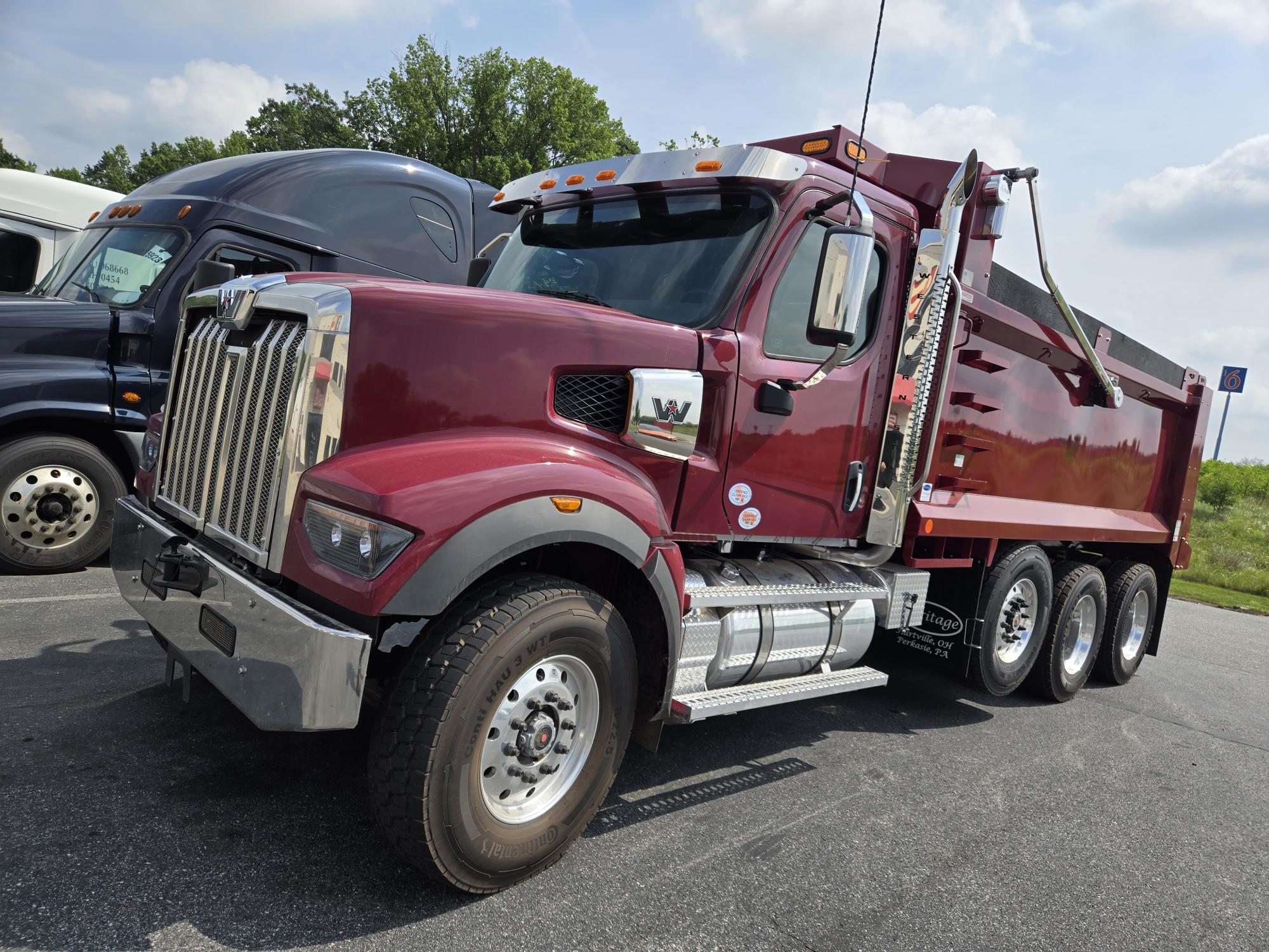 2026 WESTERN STAR 49X WG0291 - image 2 of 5