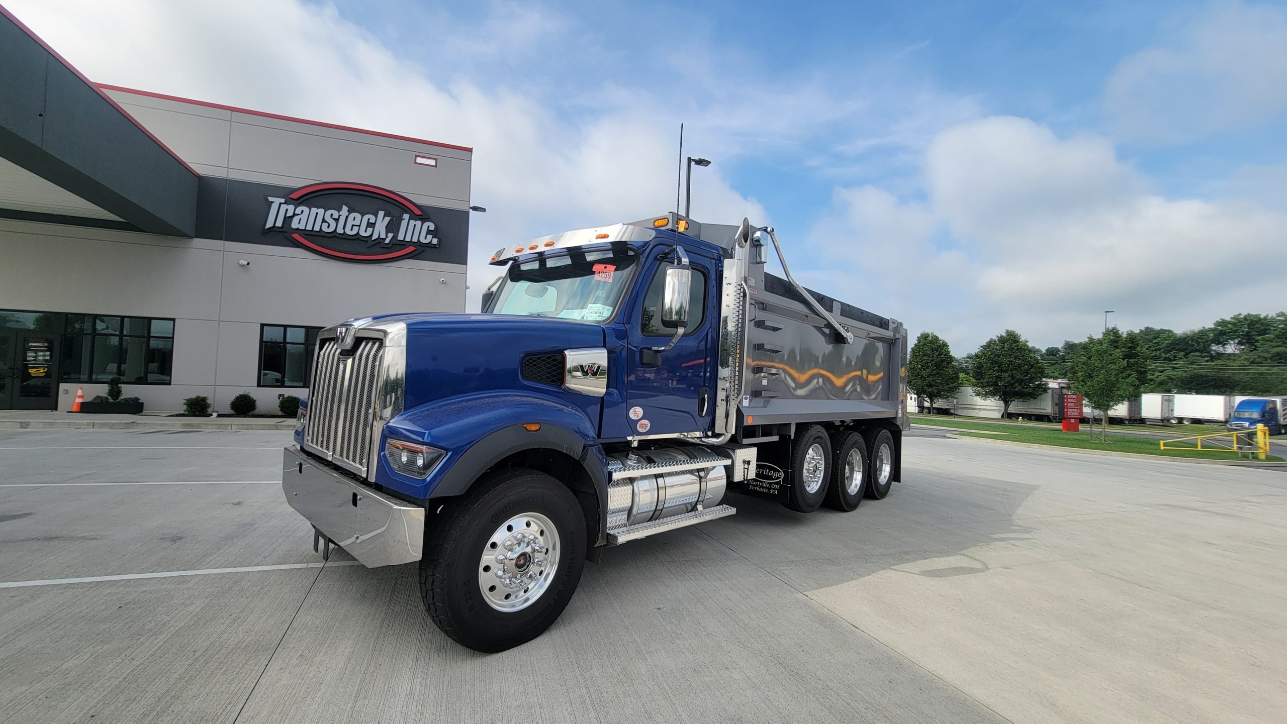 2026 WESTERN STAR 49X WG0282 - image 2 of 6