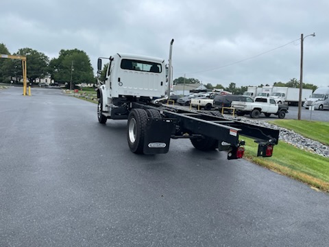 2026 FREIGHTLINER M2 106+ WT3717 - image 3 of 6