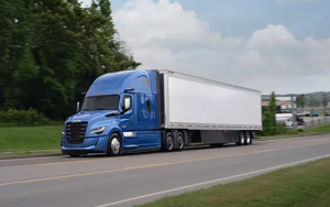 Freightliner Cascadia 02_48_a5_6619-final-r_06sep2024-572x362