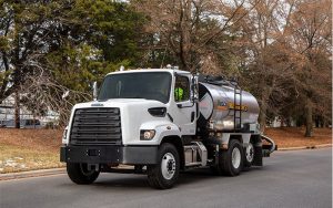 Freightliner 108SD Plus 19844-ftc_42n_108sdplus_applications_govmuni_700x470