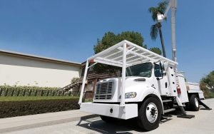 Freightliner M2 112 Natural Gas m2112-ng-treetrimmer-1400x1400