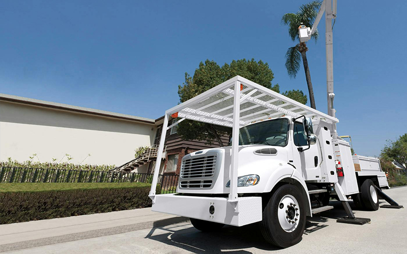 Freightliner M2 112 Natural Gas Freightliner M2 112 Natural Gas - image 1 of 2